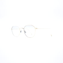 Lade das Bild in den Galerie-Viewer, Hunter
