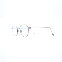 Lade das Bild in den Galerie-Viewer, Hunter
