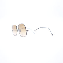 Lade das Bild in den Galerie-Viewer, Garrett
